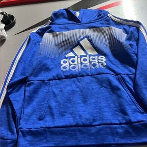 Kids adidas sweartshirt
In great condition